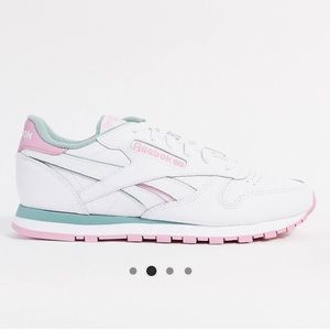 Reebok classic leather sneakers in white